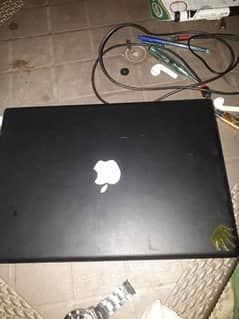 Apple mackbook late 2009