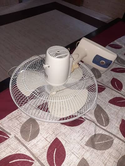 bracket Fan for sale