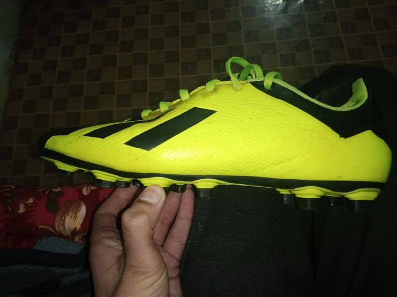 Olx on sale football boots