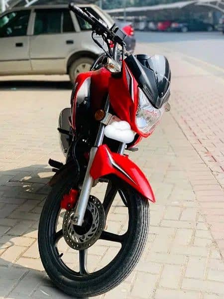 Honda CB 150F immaculate condition 5