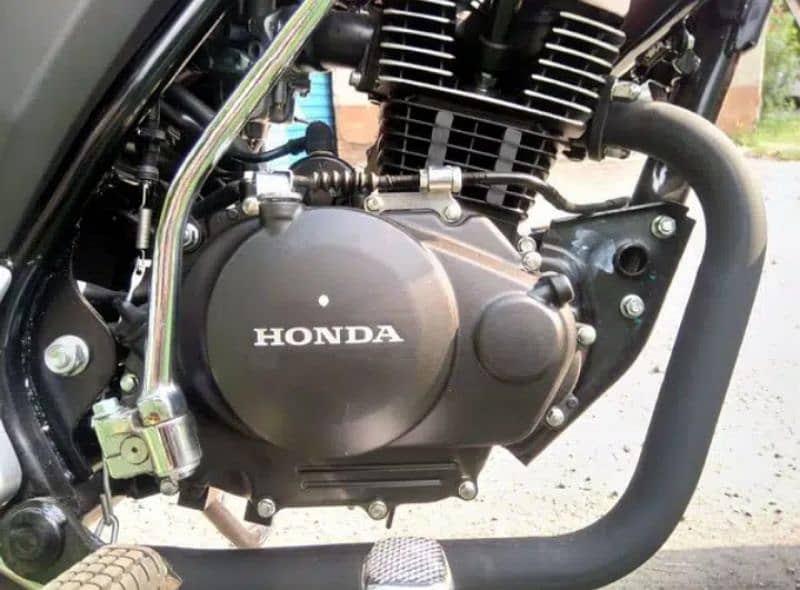 Honda CB 150F immaculate condition 6