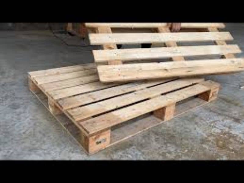 Wooden Pallets / Industrial pallets 1