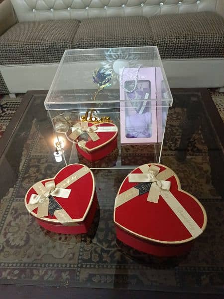 Premium Acrylic Gift boxes (0302-1466006 13