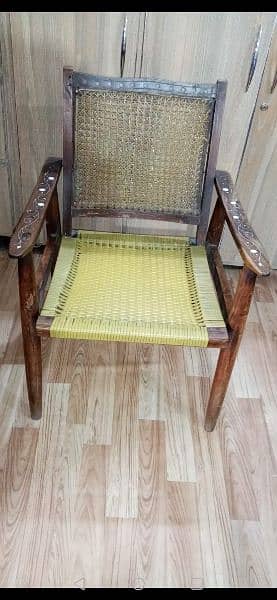 Urgent sale wood chair. . . 0