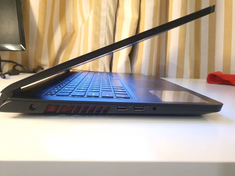 DELL i7559 gaming laptop going cheap 3