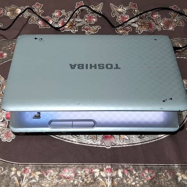 Toshiba Laptop for Sale 4