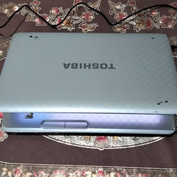 Toshiba Laptop for Sale 7