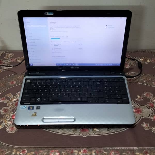 Toshiba Laptop for Sale 8