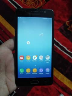 Samsung j7 max 4gb 32gb penal cracked.