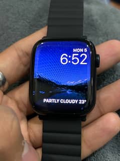 Apple Watch Series 8 45MM - Black