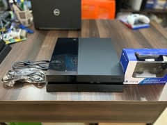 PS4 1100 Sealed 500 GB 10/10 condition