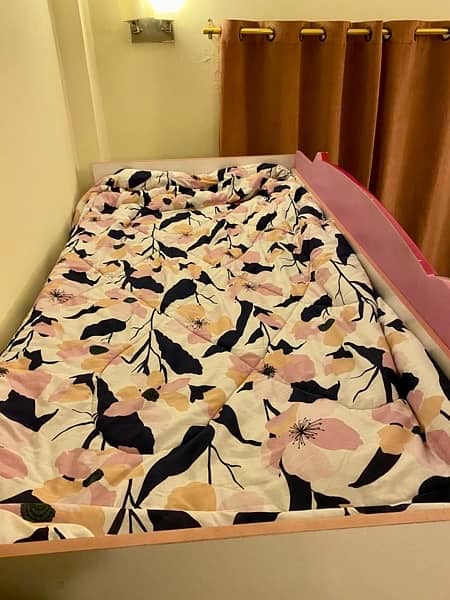 Triple Delight Bunker Bed for Stylish Sleepovers - Perfect for Girls! 4