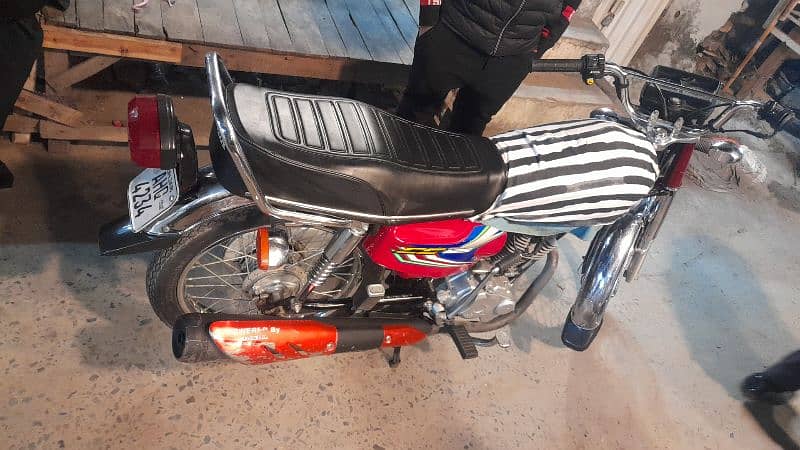 honda 125 well condition and good price 1