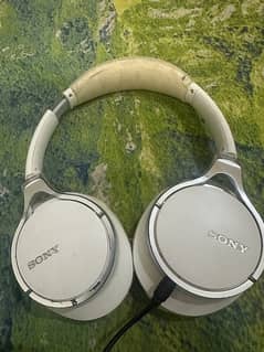 Original Sony MDR10R Hi-Res Stereo Wired Headphones 0