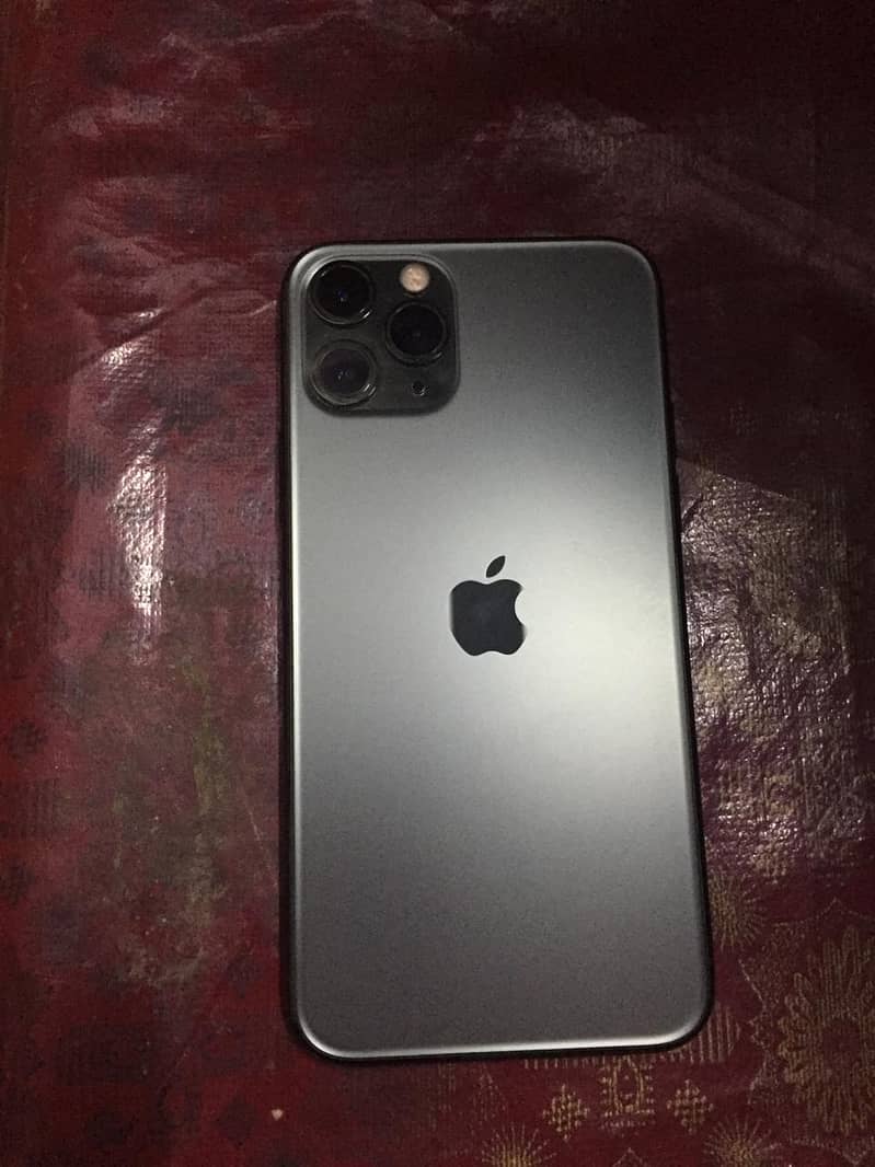 iphone 11 pro 256GB i cloud lock  MID GREEN 0