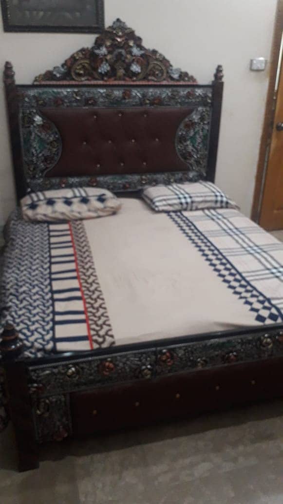 Original metal and leather quilted bed 2
