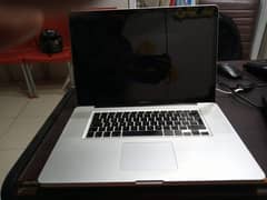 MacBook Pro 17 Inch i5 Special Edition Mid 2010 Dual Graphics Card