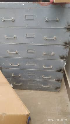 OFFICE STEEL LOCKER AND CABINET FOR SALE IN WORKING CONDITION CUPBOARD 0