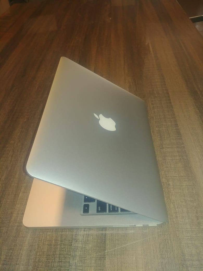 MacBook Pro| 13 Inch Display | Early 2015|core i 5 7