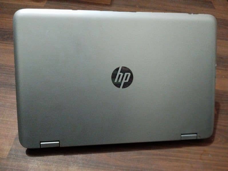 HP laptop 10/10 Condition 5