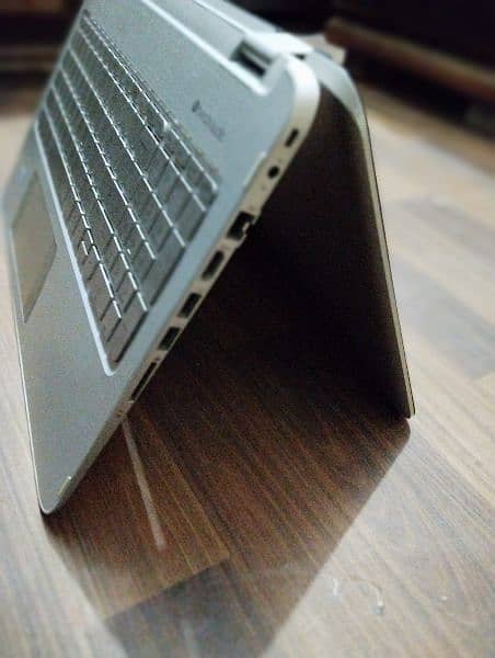 HP laptop 10/10 Condition 6