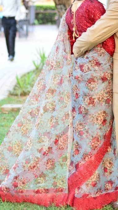 dresses formal wear. saree, lehnga blouse, frock 4