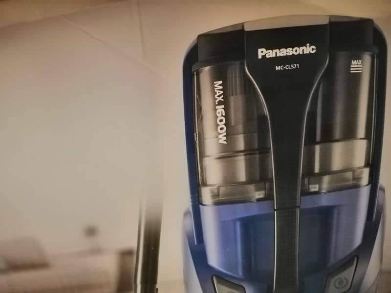 Panasonic Vacuum Cleaner 3
