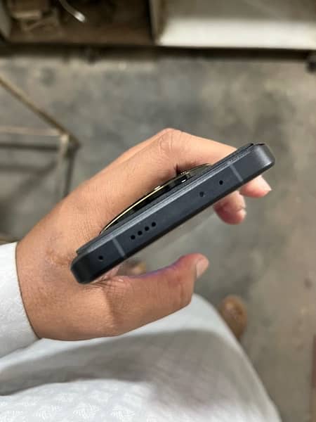 Xiaomi 13 Ultra 5g Black Colour 4