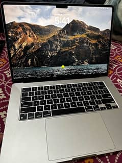 Macbook Air 15 inch M2 512GB 0