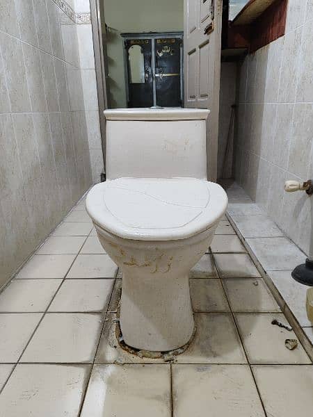 Toilet Commode 0