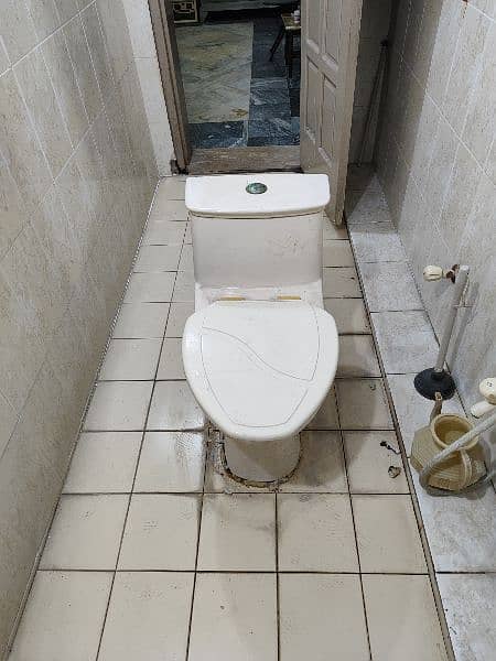 Toilet Commode 2