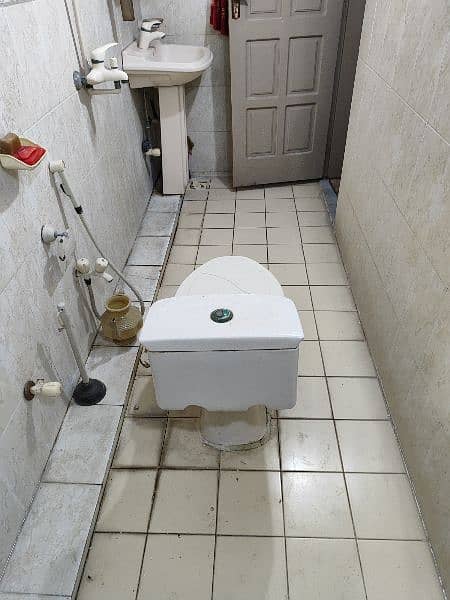 Toilet Commode 4