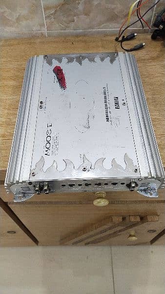 car tape amplifier with seraund speaker 0