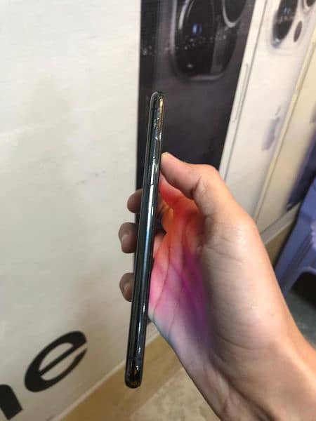 iphone xs Non pta 64 gb 82 bettery helth 5