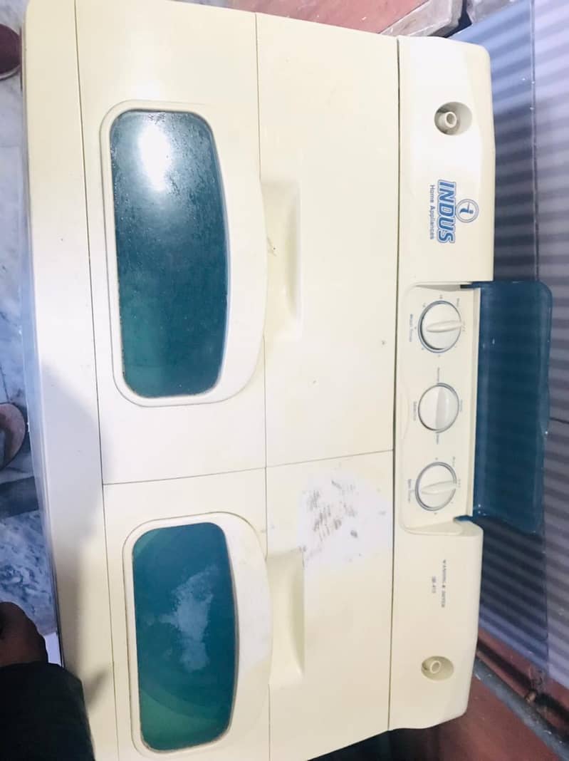 Indus Washing machine and dryer 0