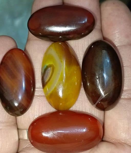 Aqiq natural stones for sale 1