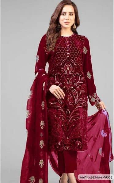 3 pec women's nustitched  Embroidered lawn suit 8
