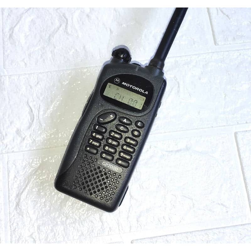 Motorola GP 2000 VHF Walkie Talkie High-Quality Communication Device 1