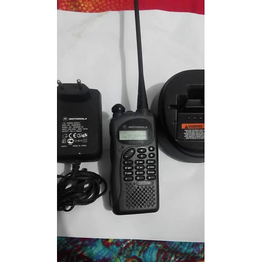 Motorola GP 2000 VHF Walkie Talkie High-Quality Communication Device 4