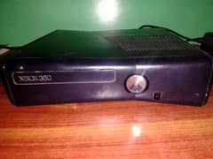 Xbox 360 with all accessories,wireless controller/whatsaap 03365331089 0