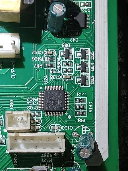 STM 32F30CTBAA309029C.        FRONUS INVERTER IC 1