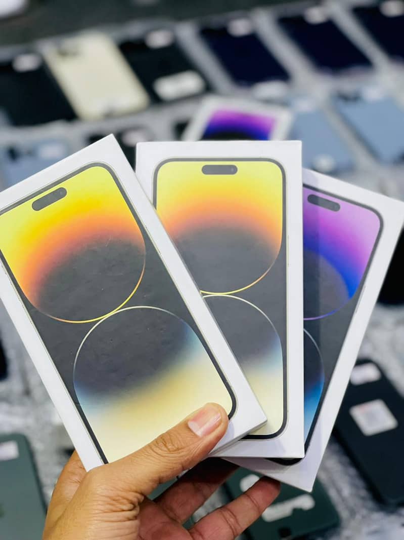 IpHone Stock available Iphone XS Max /Iphone 11/ Iphone 12 / Iphone 13 7