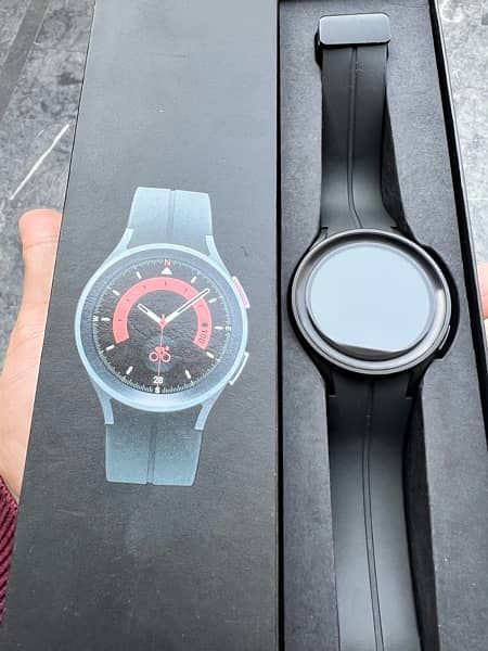 Samsung watch 5 pro, 45 mm, Titanium black, brand new, barely used 10