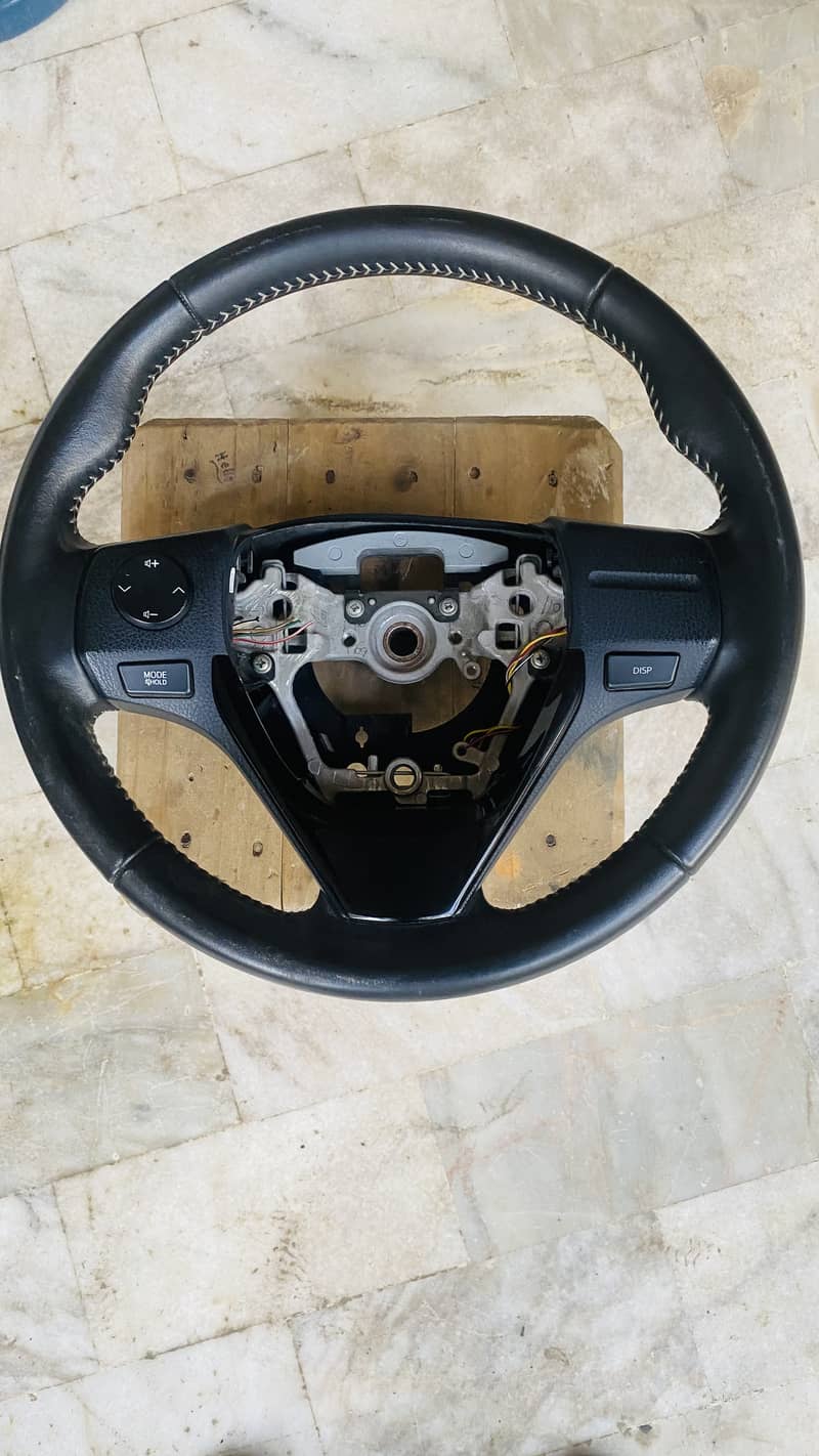 Toyota Corolla Altis Grande 2020-24 model multimedia steering wheel 0