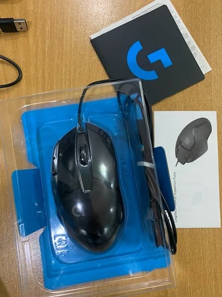 Logitech G402 Hyperion Fury 3