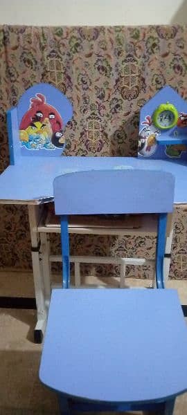 Kids Study Table and chair 4