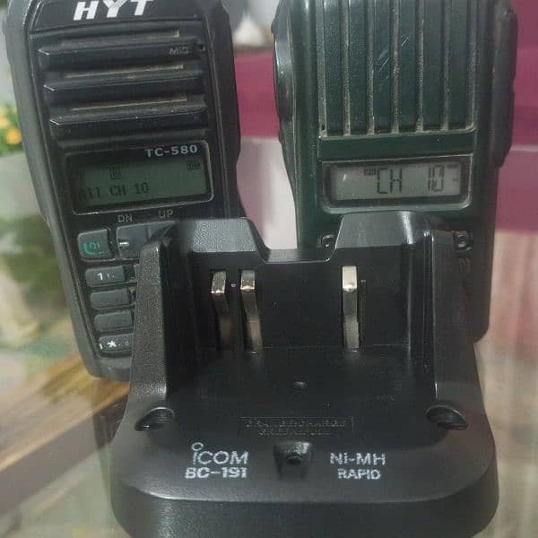 MOTOROLA GP2000 Made in Malaysia with all new accessories 11