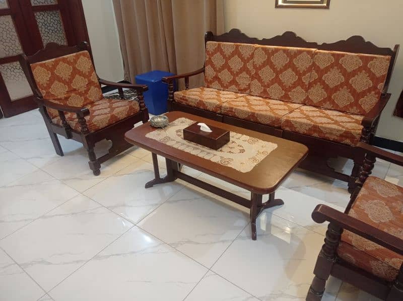 5 seater wooden sofa set with center table for sale in Islamabad 5