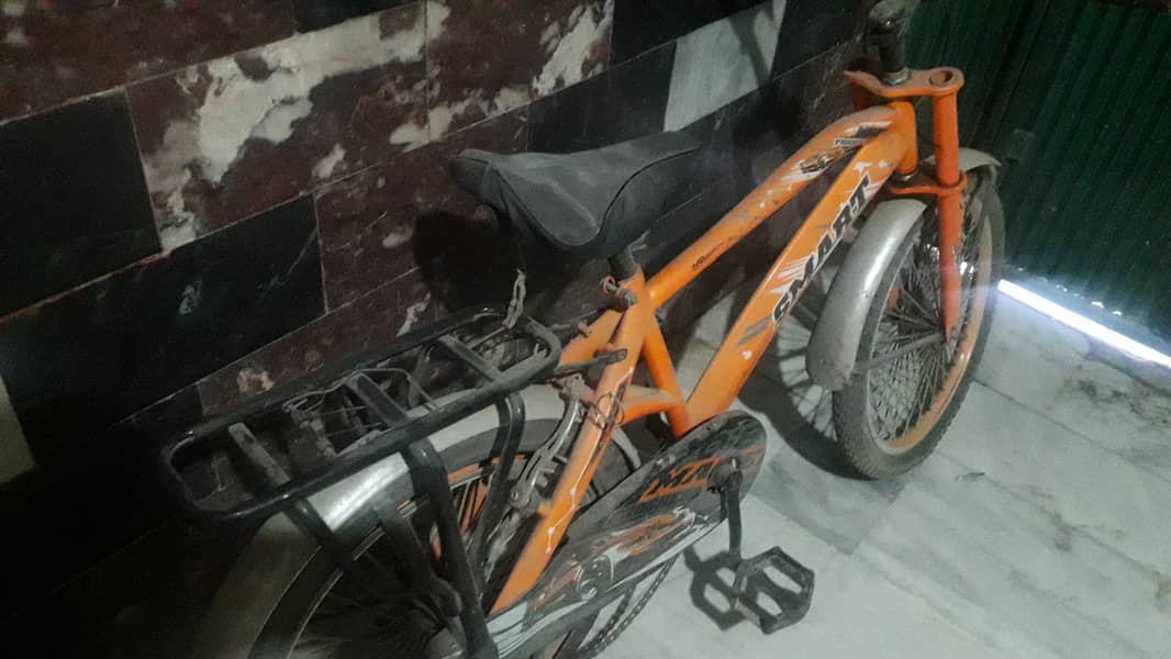 F 16 bicycle in good condition 1