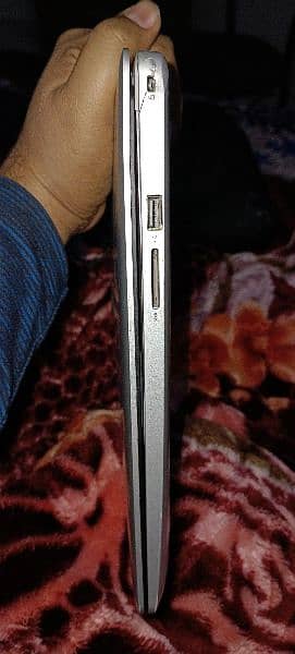 Dell Inspiron 5570 Touchscreen 5